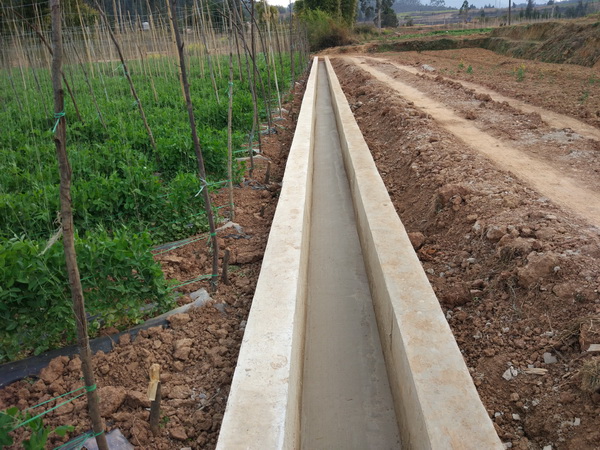 2016年國家農(nóng)業(yè)綜合開發(fā)土地治理安寧市八街街道辦事處、金方街道辦事處高標(biāo)準(zhǔn)農(nóng)田建設(shè)項目工程開工