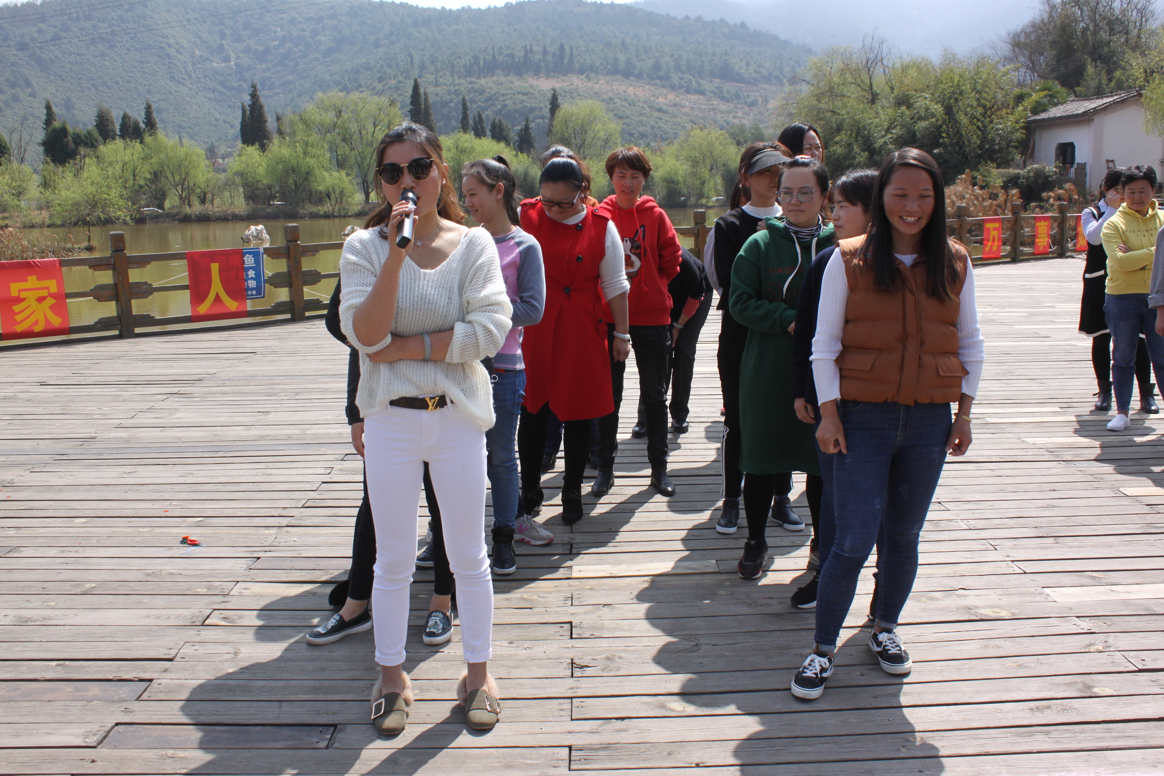 盛翔監(jiān)理公司慶?！叭恕眹H婦女節(jié)