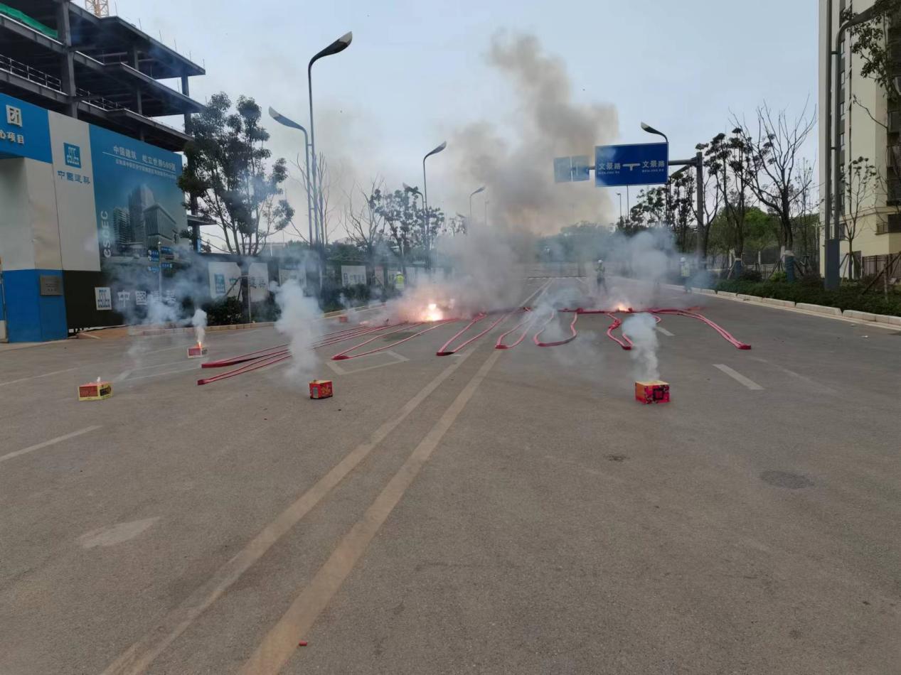 安寧職教雙創(chuàng)服務(wù)中心項(xiàng)目 第一棟（工程檢測(cè)中心）順利封頂