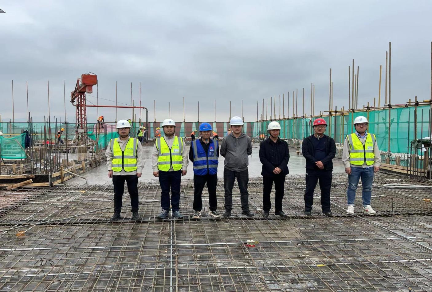 安寧職教雙創(chuàng)服務(wù)中心項(xiàng)目 第一棟（工程檢測(cè)中心）順利封頂