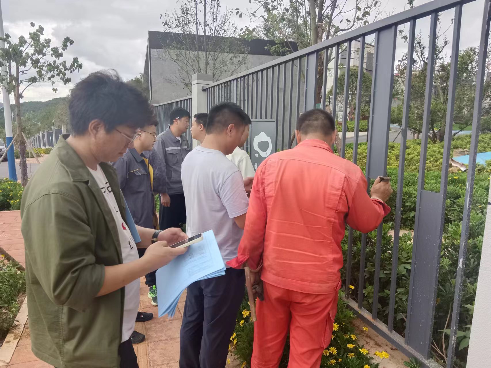 安寧太平新城松鼠屋三、四號路道路 燃氣干管工程通過竣工驗收